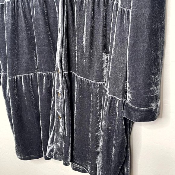 Umgee Velvet Long Sleeved Tiered Collared Dress NWT 2X 18/20 - Picture 6 of 9